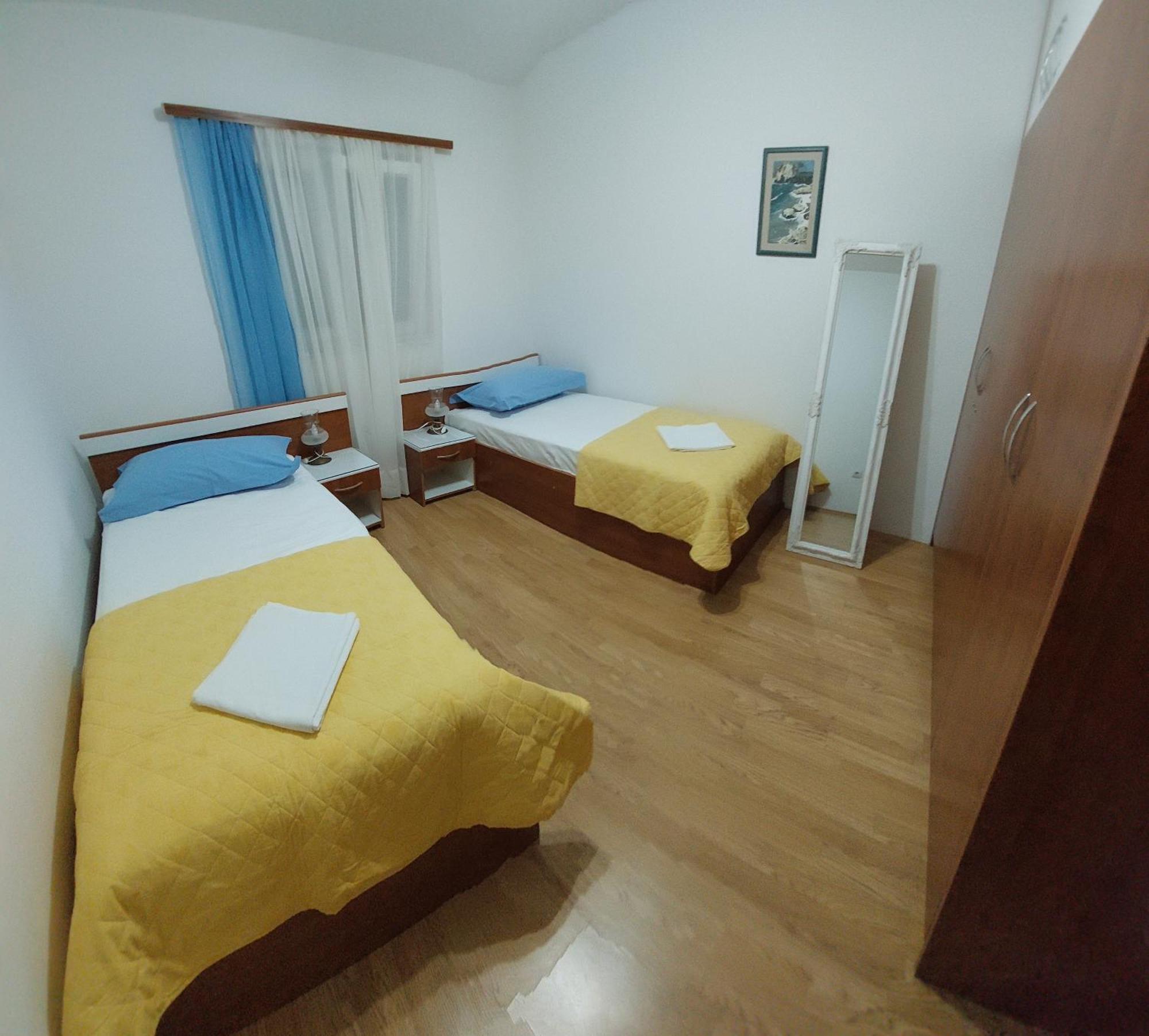 Apartman Igor Podgora Eksteriør billede