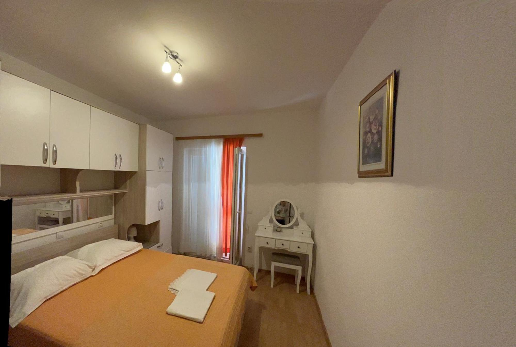 Apartman Igor Podgora Eksteriør billede